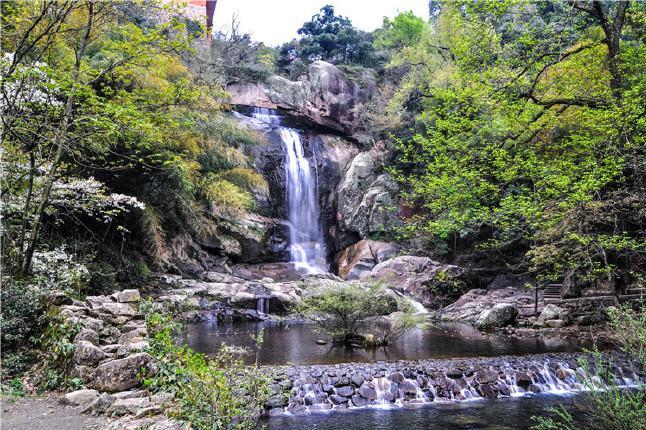 十大外围足球平台app_三丝炒紫米排米粉的做法_三丝炒紫米排米粉怎么做_ω~家惠~ωEg9yz的菜谱(图2) 十大外围足球平台app