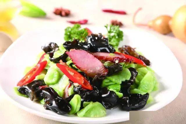 ‘十大外围足球平台app’
丈夫不能吃辣 老上火 一份清肺去火的美食菜谱送你 拿走不谢！(图1)